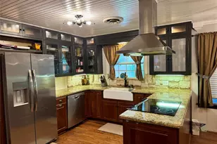 1203 Yupon St, El Campo, TX 77437 - Photo 22