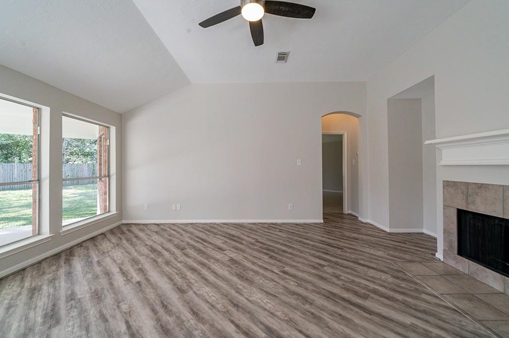 3919 Stableridge Dr, Houston TX  77014-1727 exterior