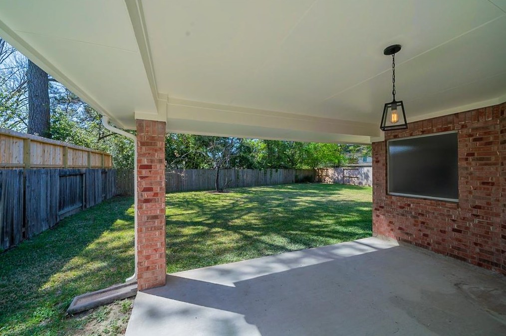 3919 Stableridge Dr, Houston TX  77014-1727 exterior