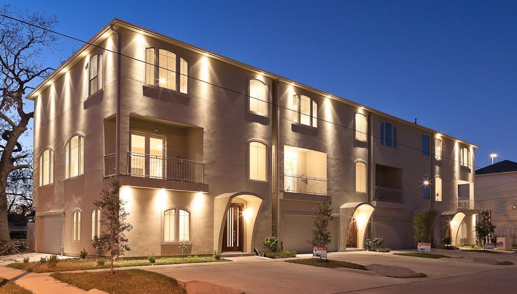 2607 Lawrence St, Houston, TX 77008