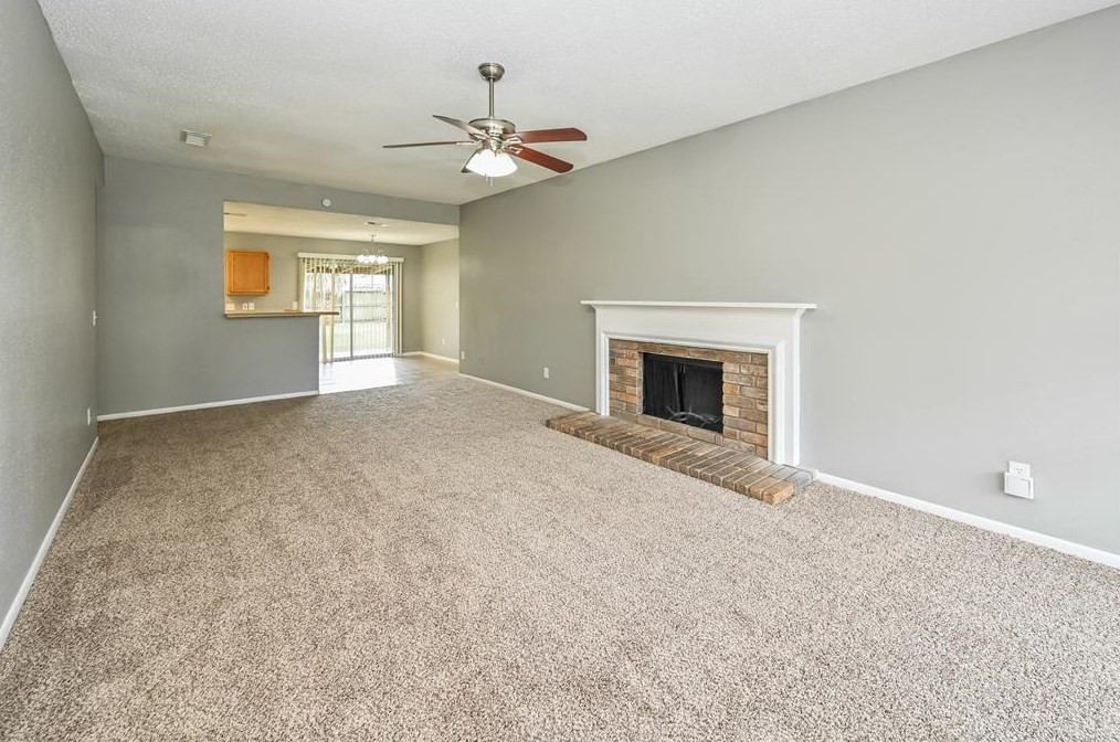 18007 Sagecroft Dr, Houston TX  77084-5952 exterior