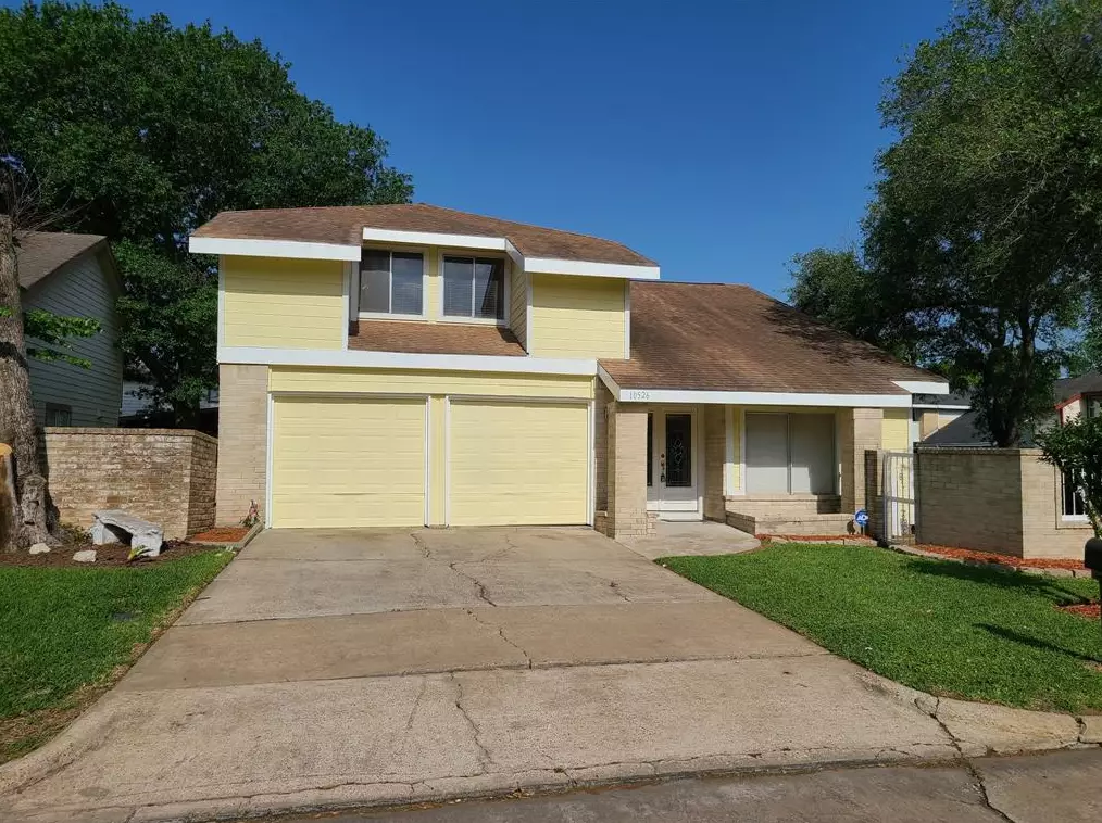 10526 Chapel Hill Dr, Houston, TX 77099