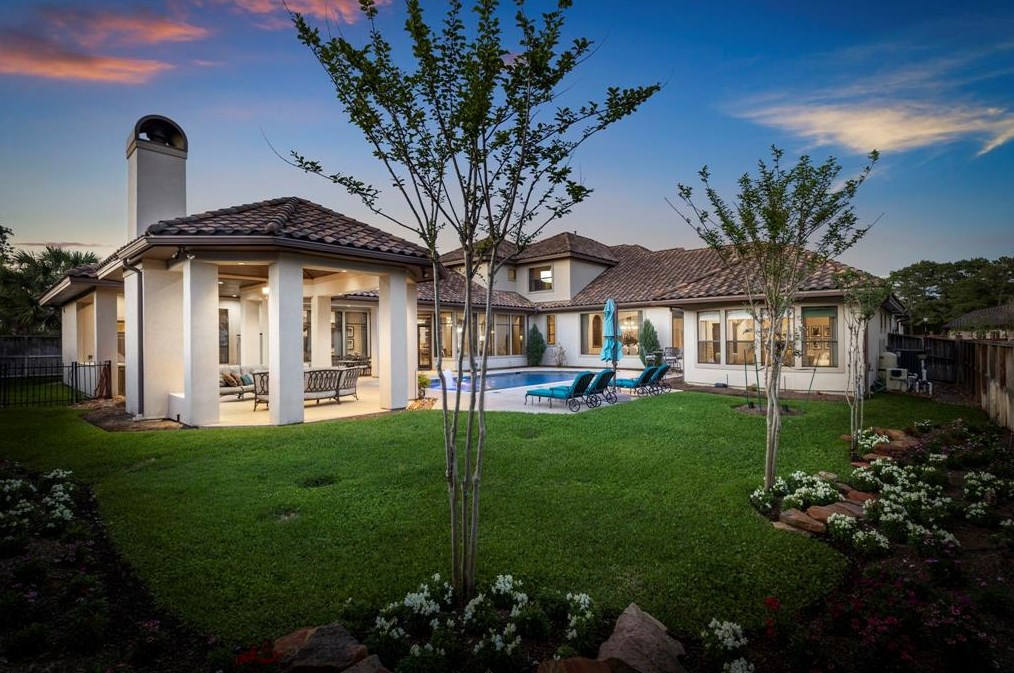 35 Post Shadow Estate Dr, Spring, TX 77389-4371