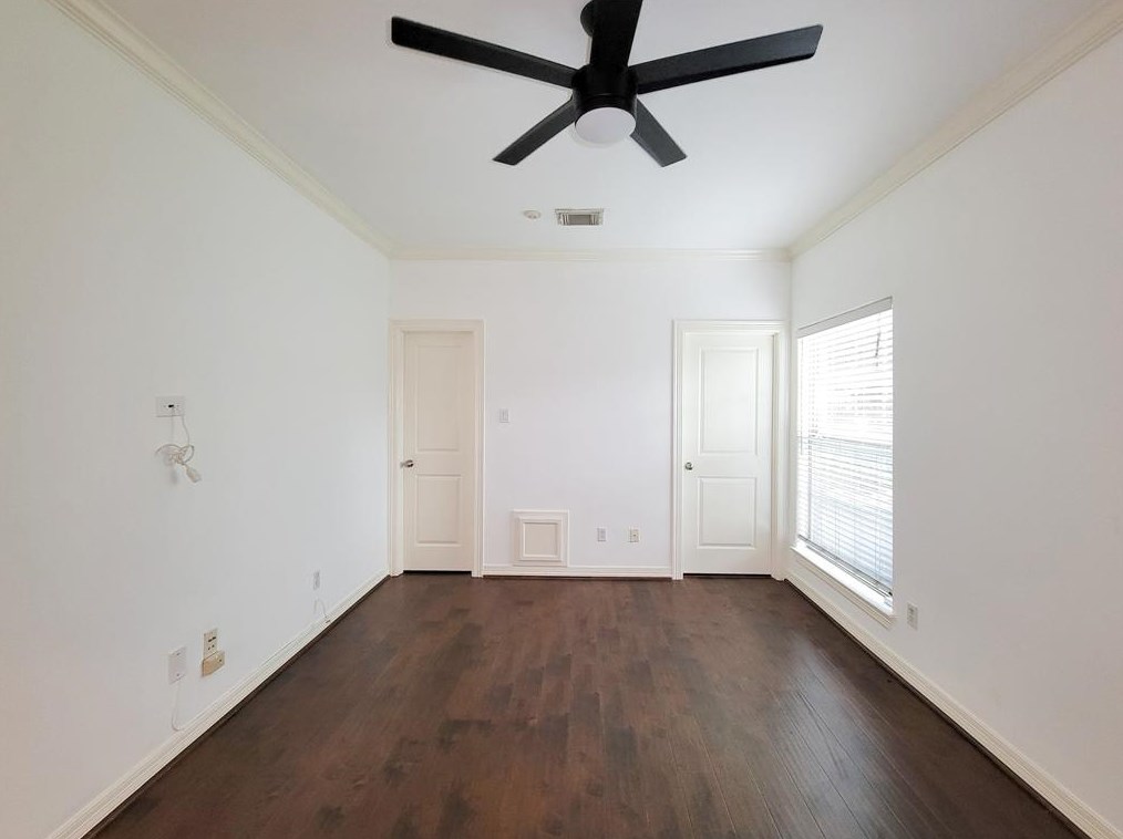 2416 La Branch St, Houston TX  77004-1026 exterior