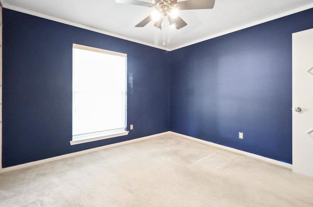 2807 Quincannon Ln, Houston TX 77043-1202 exterior