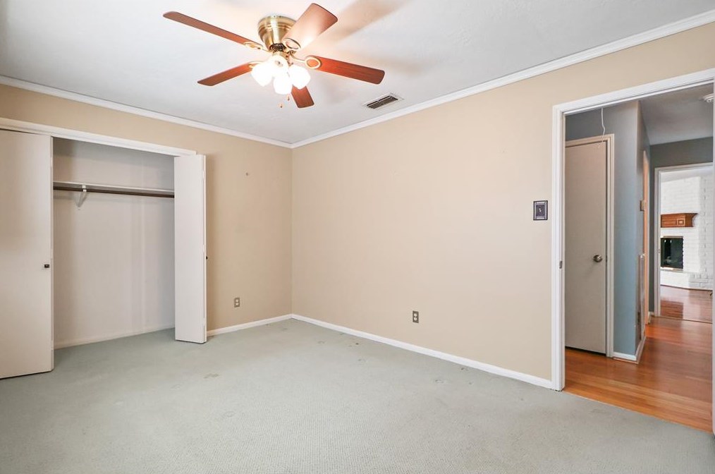 2807 Quincannon Ln, Houston TX 77043-1202 exterior