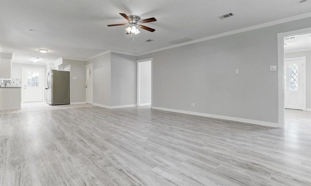 2516 Raspberry Ln, Pasadena TX  77502-5346 exterior