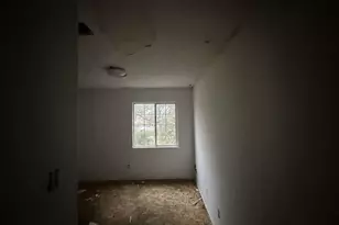 855 15th W, Lakehills, TX 78063 - Photo 8