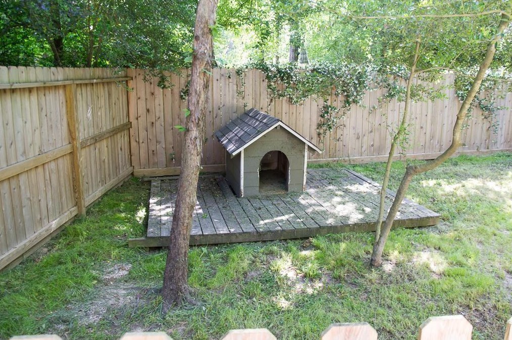 25 Tallowberry Dr, Spring TX  77381-2881 exterior