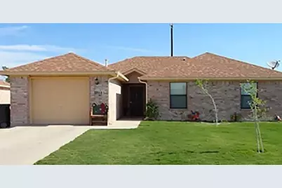 108 Round Rock Dr, Eagle Pass, TX 78852 - Photo 1