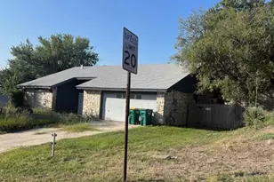 13519 Brinwood, Universal City, TX 78148 - Photo 2