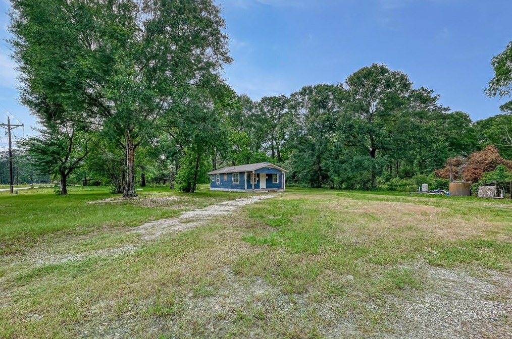 15897 Dewberry Ln, Conroe, TX 77302