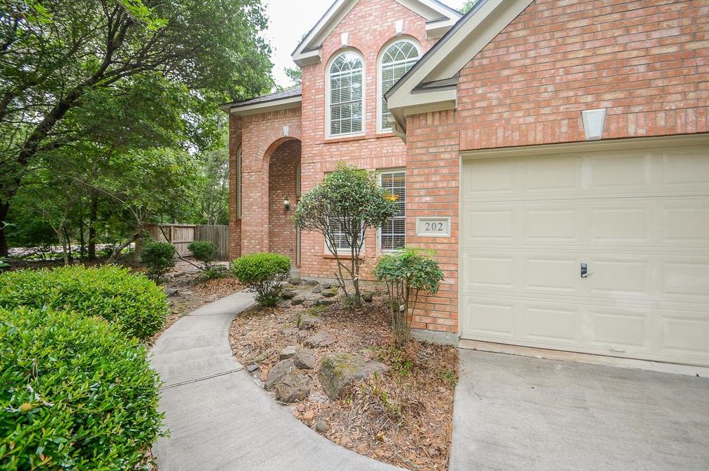 202 Sterling Pond Cir, Spring TX  77382-1043 exterior