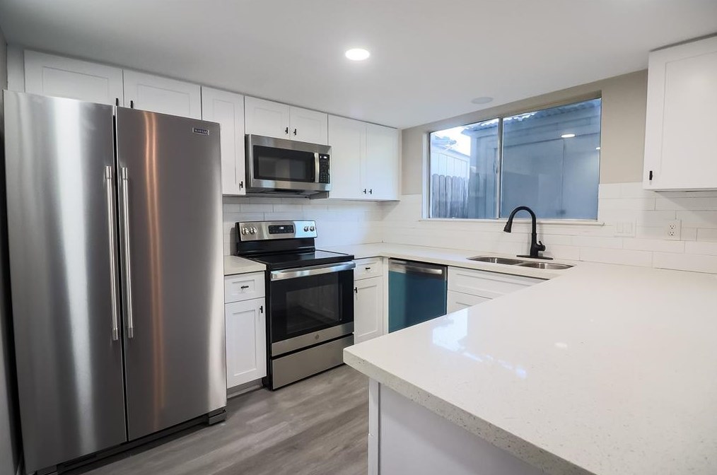 10018 Knoboak Dr Apt 20, Houston, TX 77080
