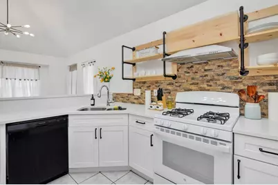 8222 Viny Ridge Drive, Houston, TX 77083 - Photo 10