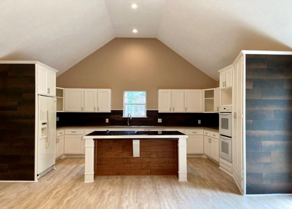17821 Theiss Mail Rte #c, Spring, TX 77379