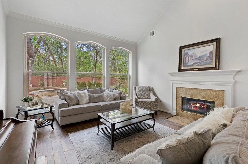 35 Peaceful Cyn Cir, Spring TX 77381-4487 exterior