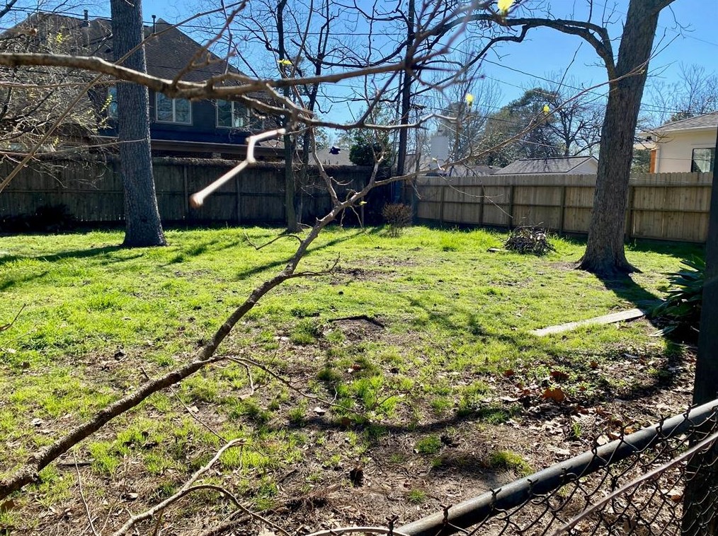 1701 Chantilly Ln, Houston TX  77018-4115 exterior