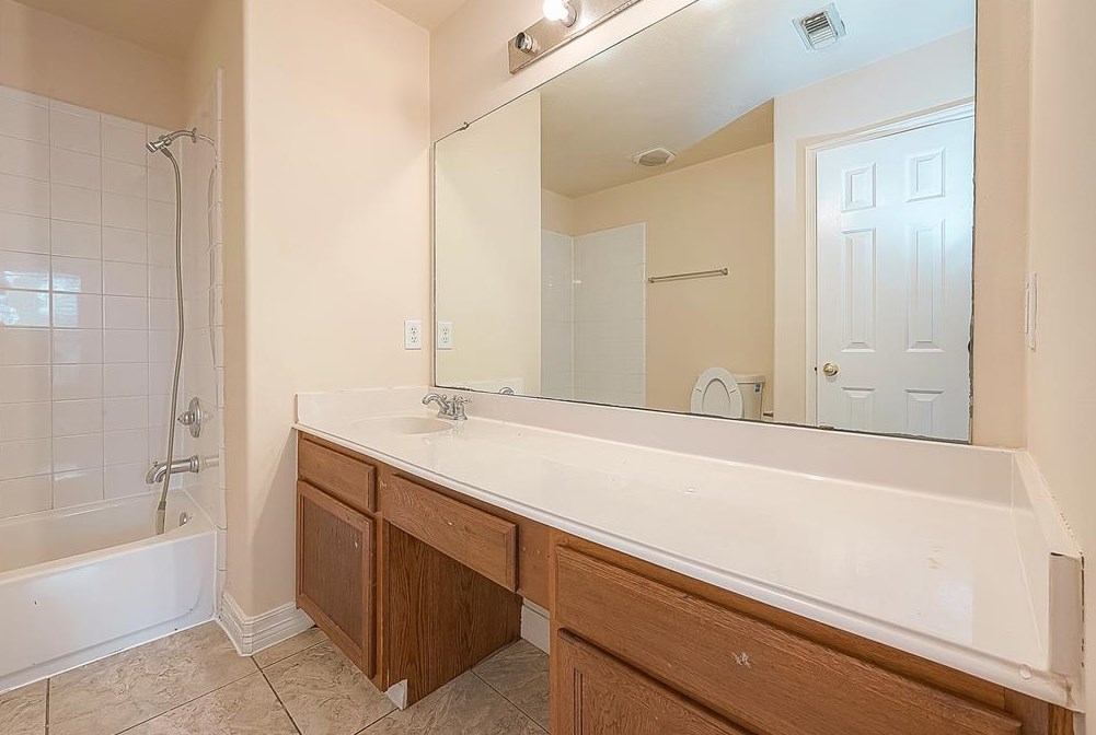 12654 Ashford Riv, Houston TX  77072-5663 exterior