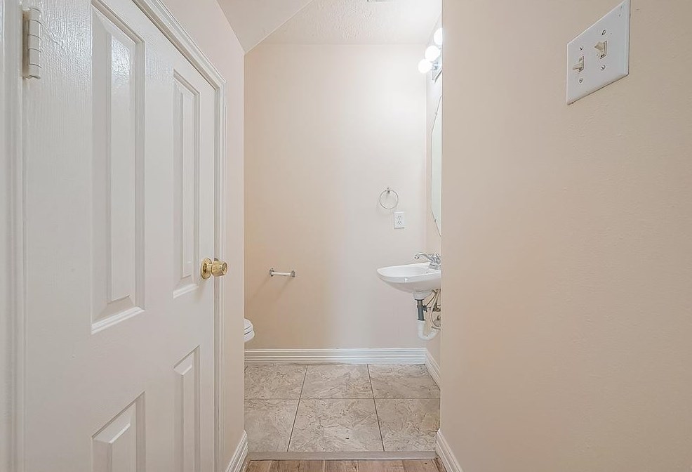 12654 Ashford Riv, Houston TX  77072-5663 exterior