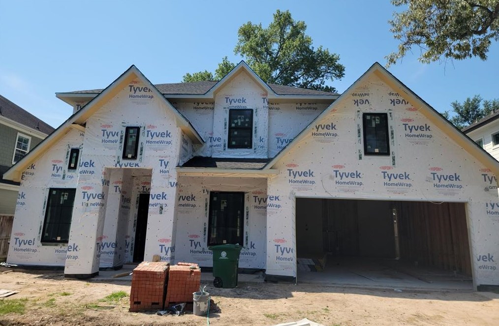 1251 Chamboard Ln, Houston, TX 77018-3101
