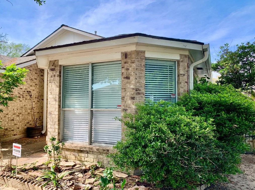 13814 Birch Hollow Ln, Houston, TX 77082