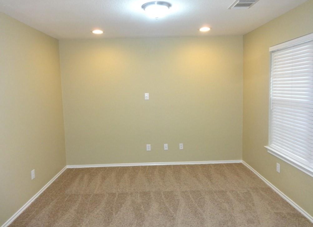 8003 Berkely Ct, Baytown TX  77521-8851 exterior