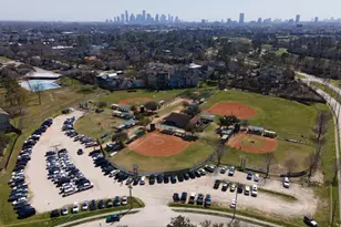 1135 W 26th St, Houston, TX 77008 - Photo 22