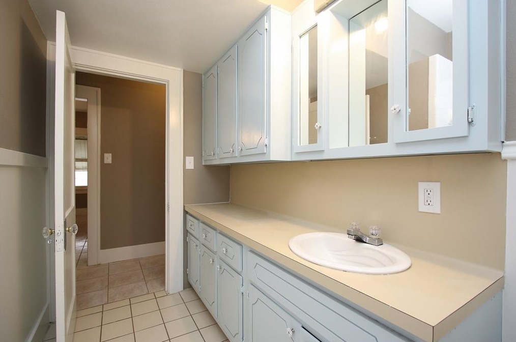 1127 Walling St, Houston TX  77009-3652 exterior