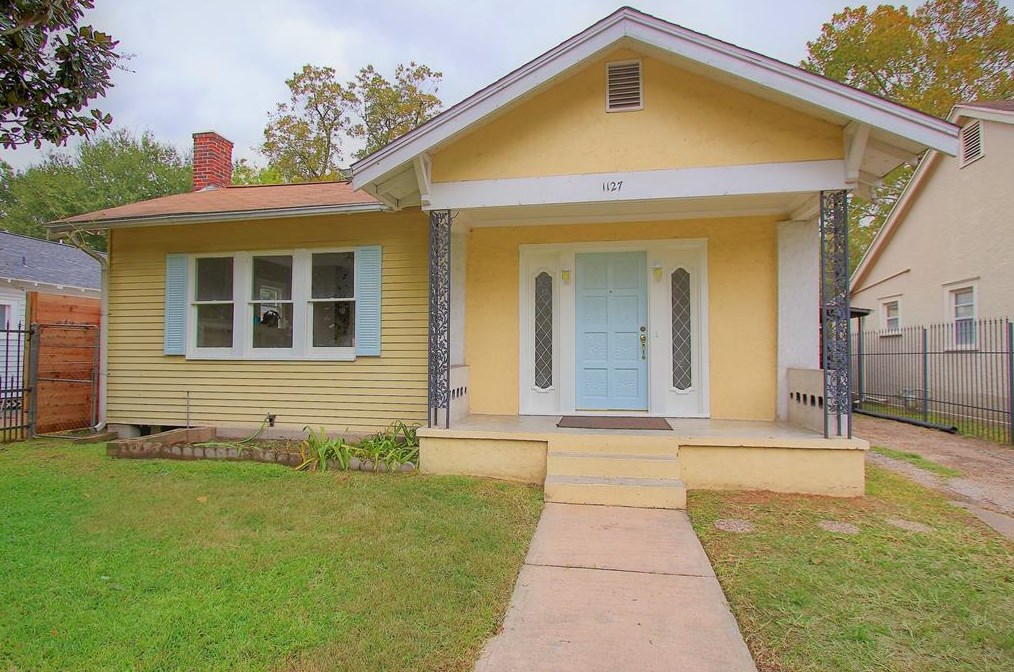 1127 Walling St, Houston, TX 77009