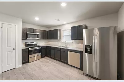 114 Hickory Nut Street, Livingston, TX 77351 - Photo 4