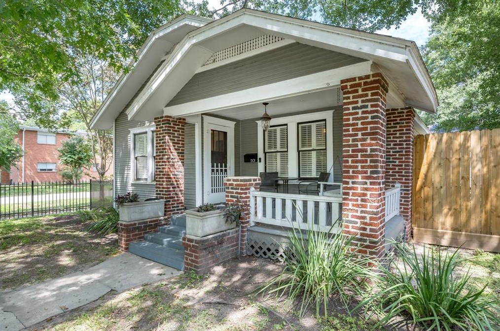 501 9th St, Houston TX  77007-1628 exterior