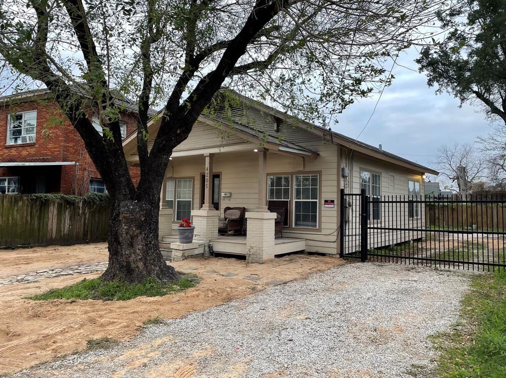 4205 Rusk St, Houston, TX 77023