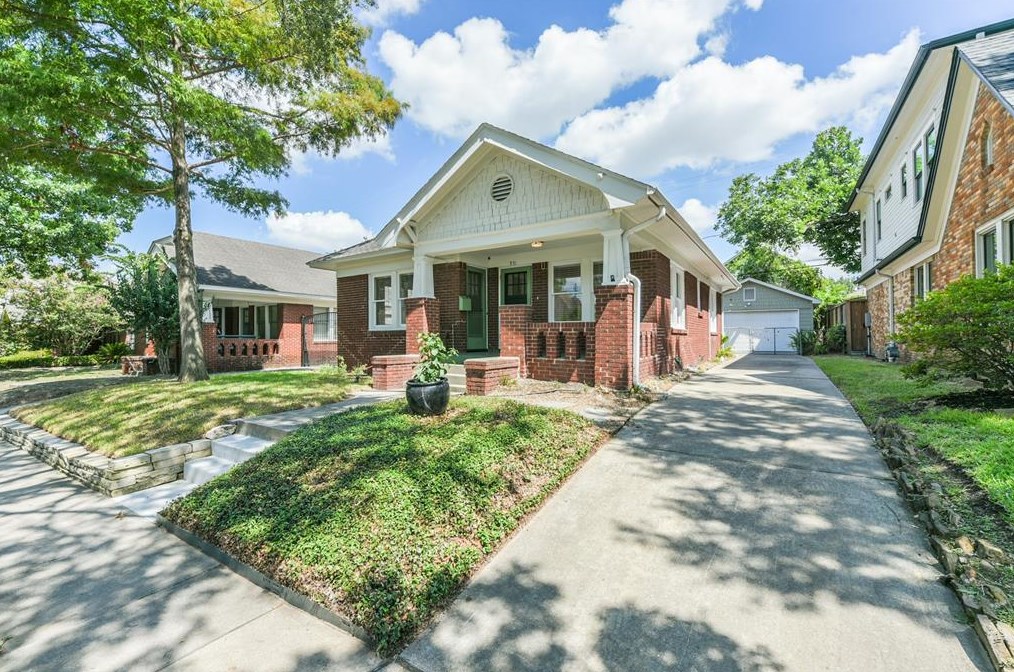 931 Teetshorn St, Houston, TX 77009-7124
