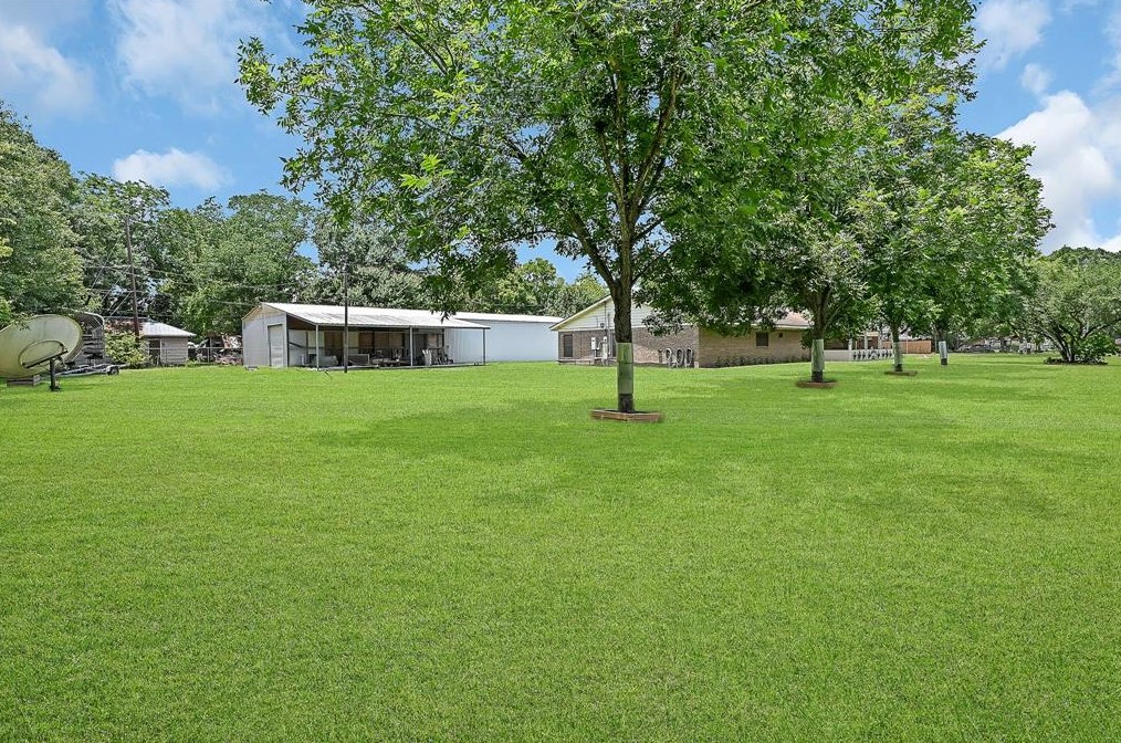 8503 Havner Ct, Houston TX  77039 exterior