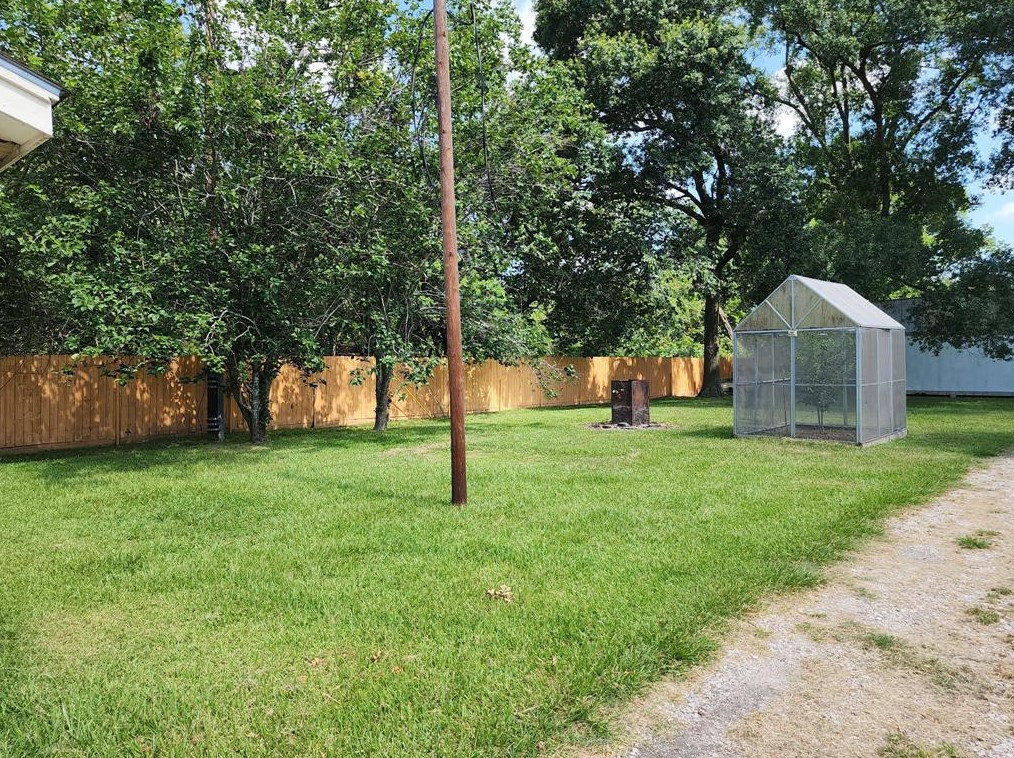 8503 Havner Ct, Houston TX  77039 exterior