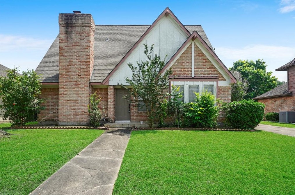 13307 Trompilla Ln, Houston, TX 77083-1929