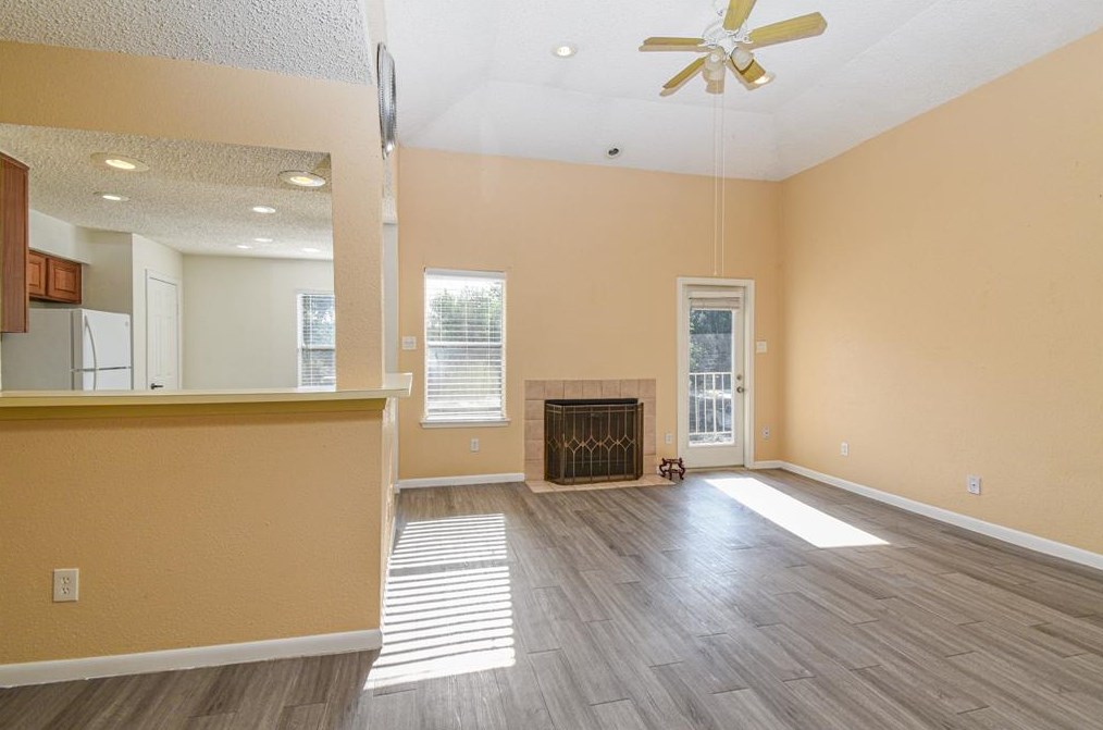 2011 Spenwick Dr Apt 523, Houston, TX 77055