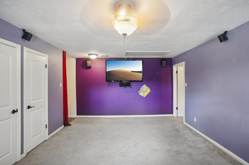 16229 Singapore Ln, Houston TX  77040-2041 exterior