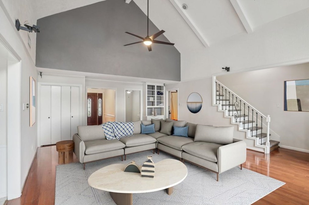 16229 Singapore Ln, Houston TX  77040-2041 exterior