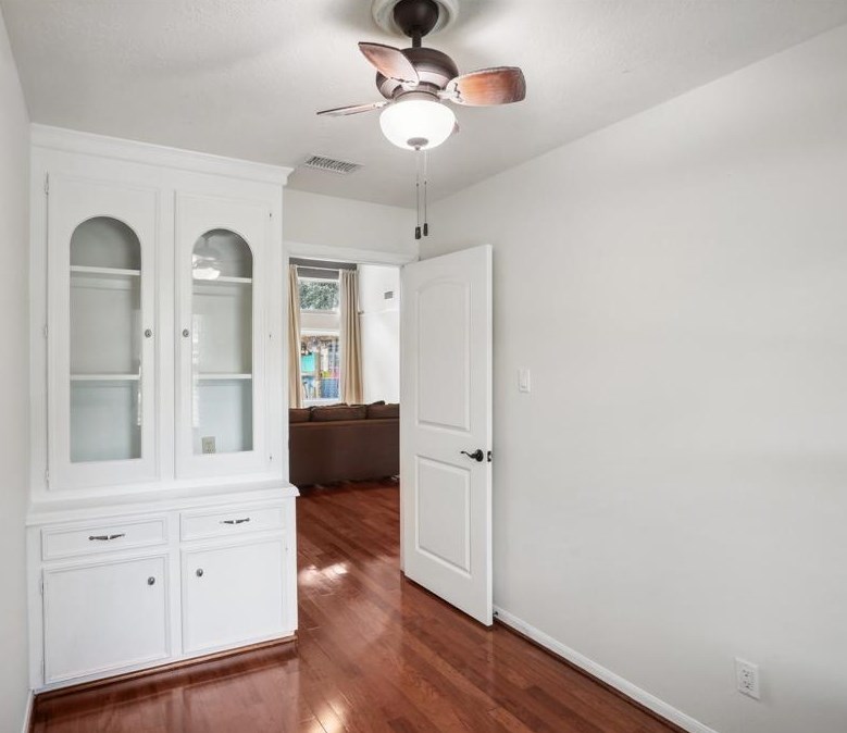 16229 Singapore Ln, Houston TX  77040-2041 exterior