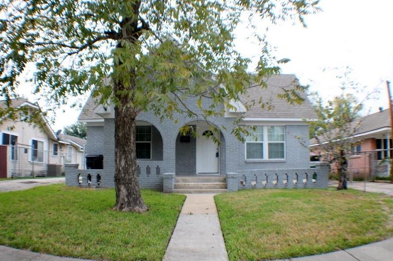 1908 Alta Vista St, Houston, TX 77023