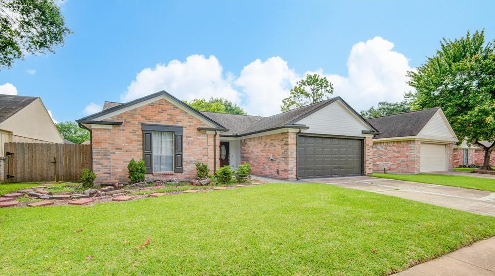 2503 Lively Ln, Sugar Land, TX 77479-1732