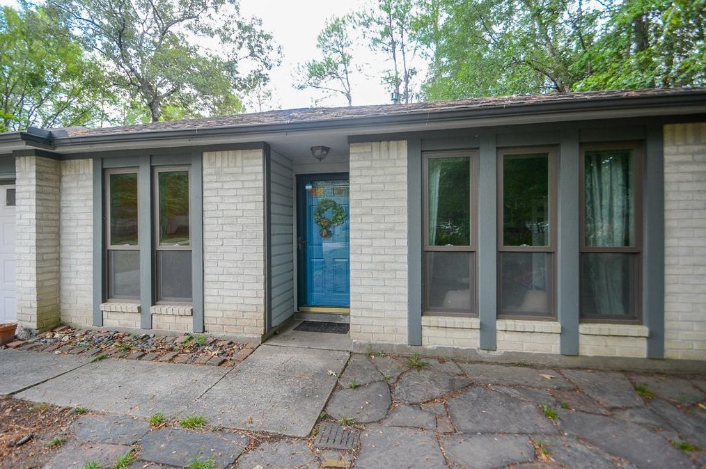 34 Tulip Hill Ct, Spring TX  77380-2709 exterior