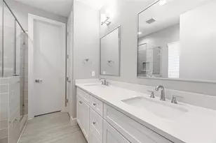 240 Julia St, Houston, TX 77022 - Photo 4