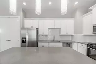 240 Julia St, Houston, TX 77022 - Photo 16