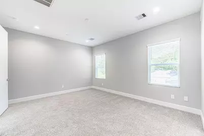 240 Julia Street #D, Houston, TX 77022 - Photo 24