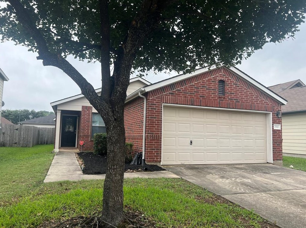 2911 Rustling Chestnut St, Spring, TX 77389-4679