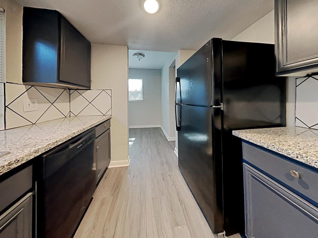 16919 Clan Macintosh Dr, Houston TX  77084-1942 exterior