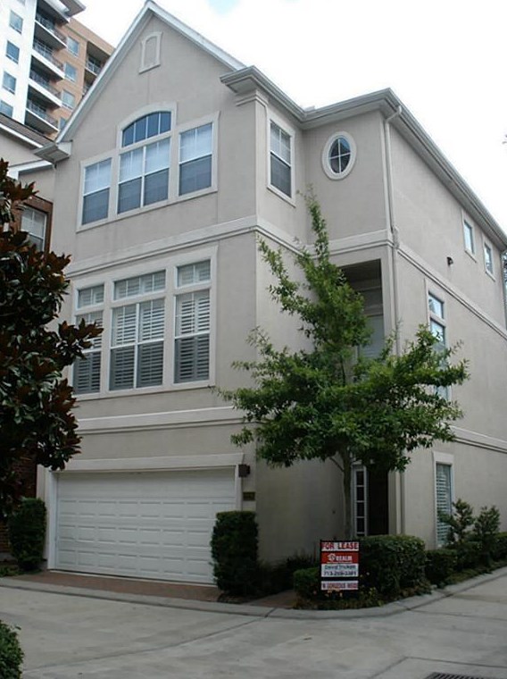2226 Bancroft St, Houston, TX 77027